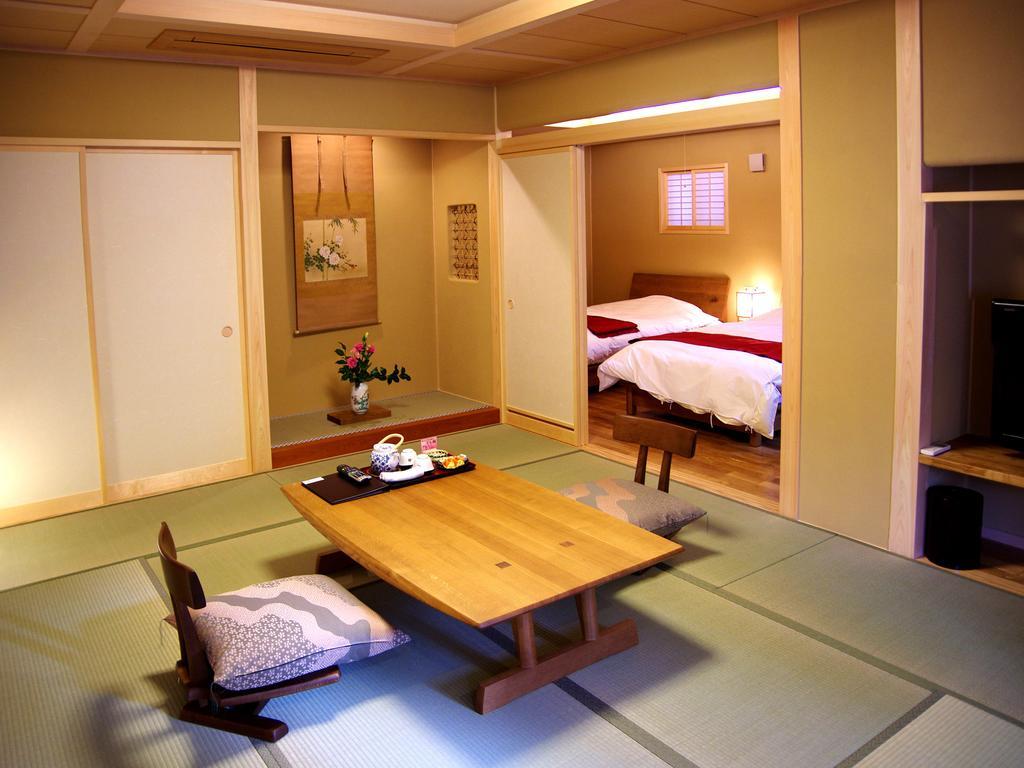 ホテル 下呂温泉 悠久の華 下呂市 部屋 写真